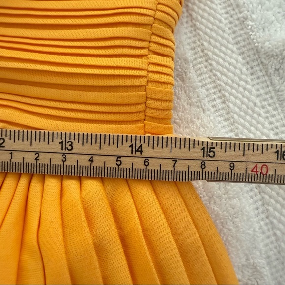 ASOS DESIGN Petite Corset Detail Pleated Tiered Maxi Dress in Marigold Size 6 - Picture 8 of 11